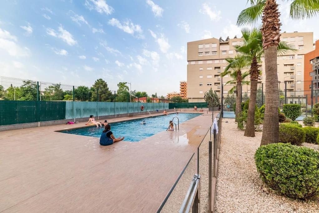 Moderno Apartamento Con Piscina Y Parking Granada Bagian luar foto