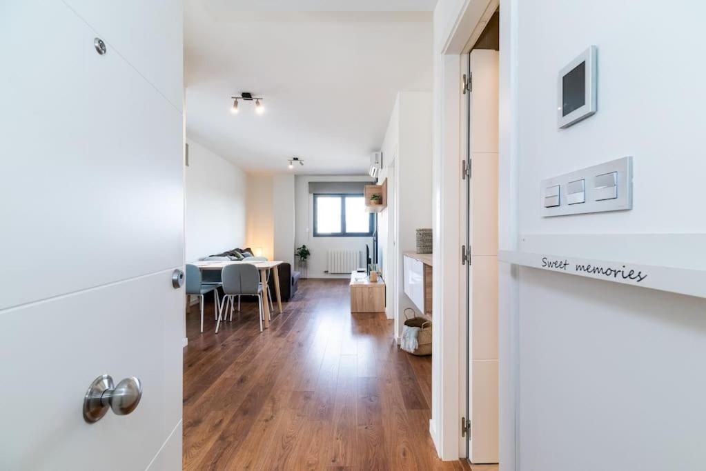 Moderno Apartamento Con Piscina Y Parking Granada Bagian luar foto